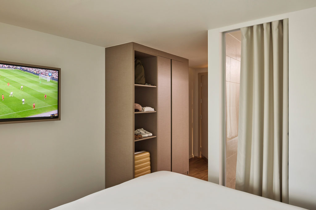 Base_Geneva_07_25_1888_FA